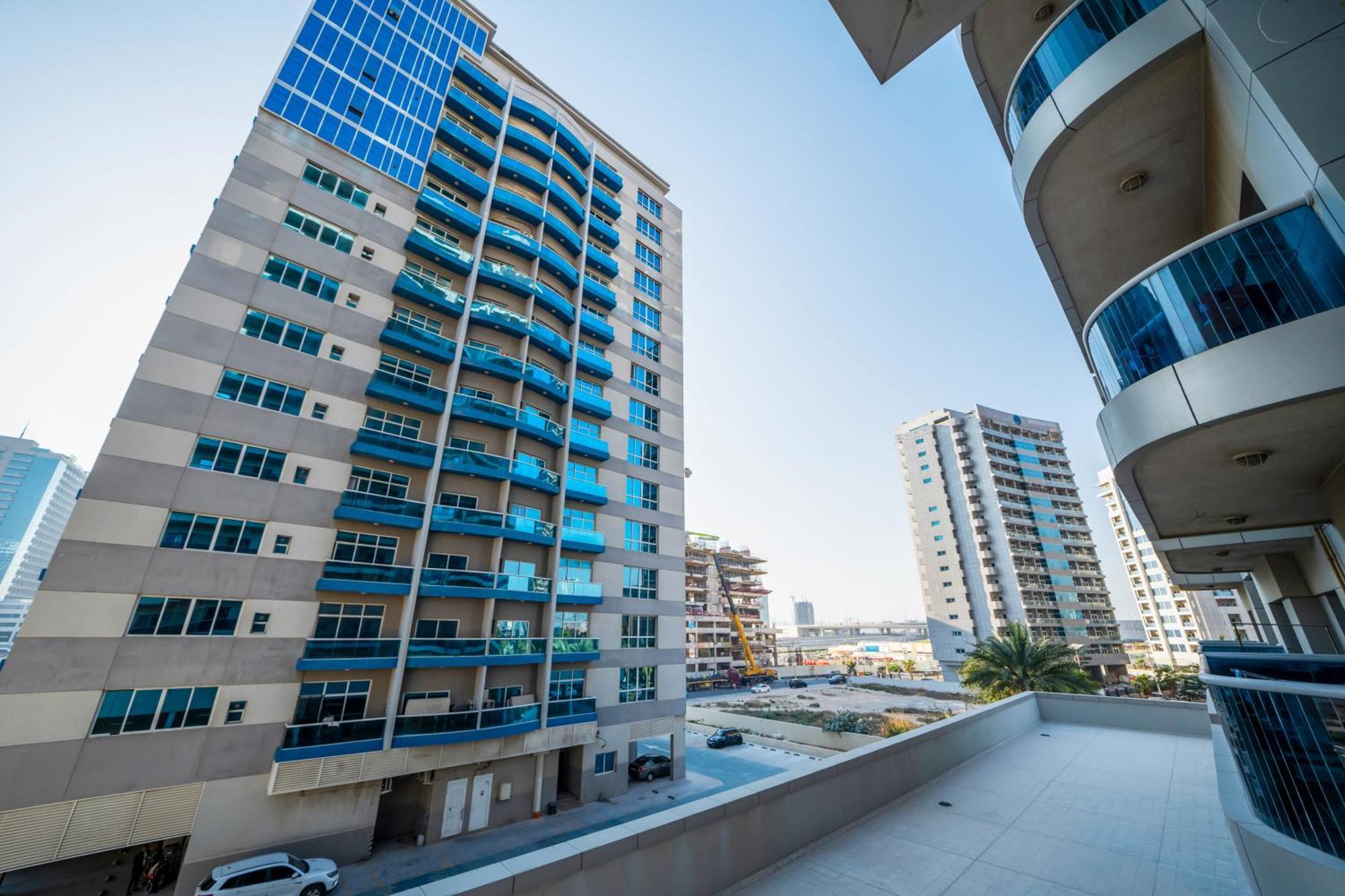 Live Spacious 3Br Apartment All En Suite & Balcony دبي المظهر الخارجي الصورة