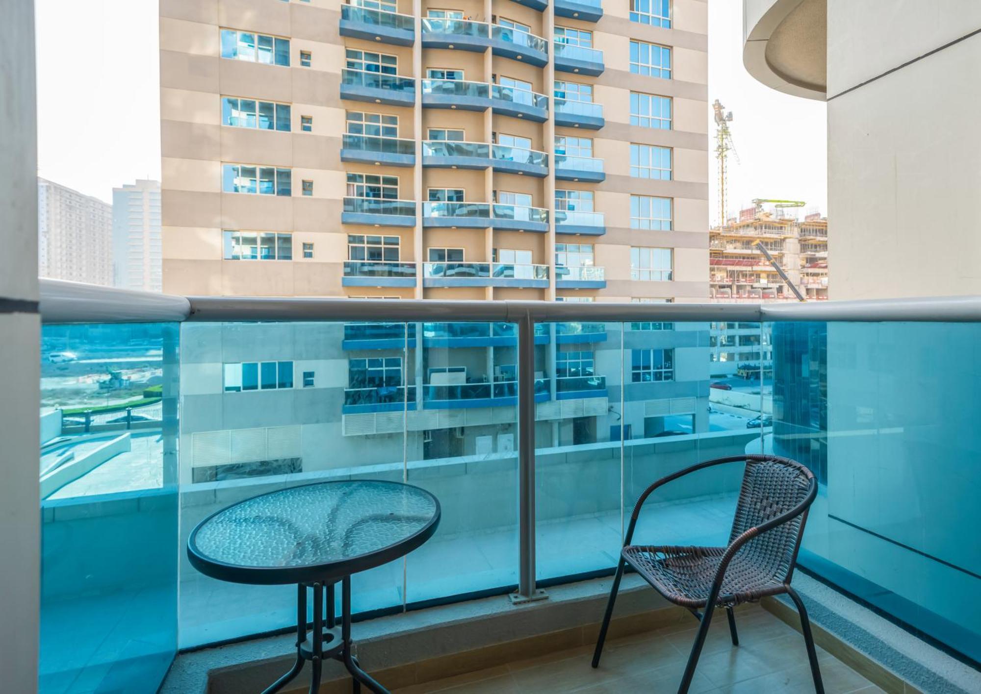 Live Spacious 3Br Apartment All En Suite & Balcony دبي المظهر الخارجي الصورة